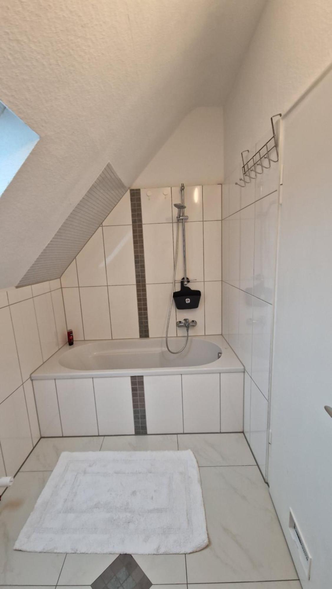 Canim Appartement Duisburg Exterior foto